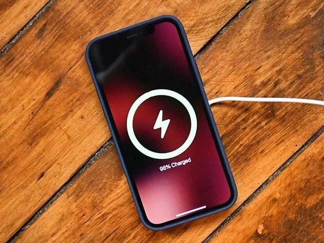 竟陵街道苹果手机维修分享iPhone 12可以随便充电吗 